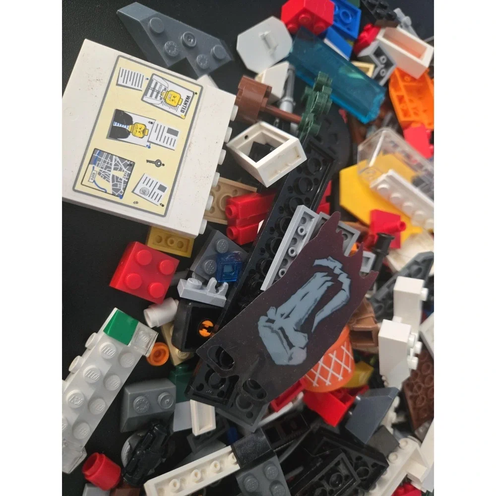 LEGO 2 LB Bags Of Bulk Assorted Parts Pieces Bricks Lots of Variety - Picture 5 of 9
